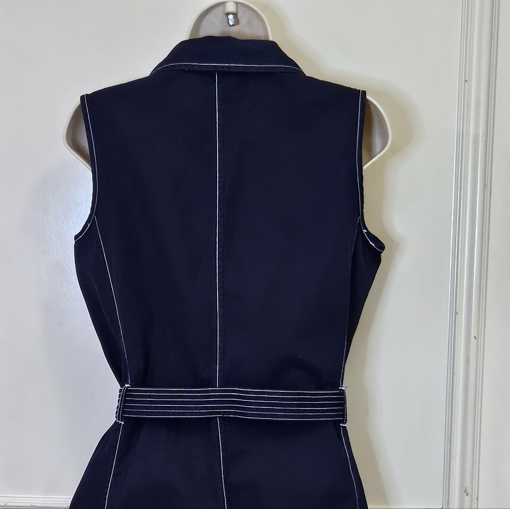 Isaac Mizrahi Navy Blue/White Trim Sleeveless Belted Button Front Dress, Medium - Picture 6 of 16